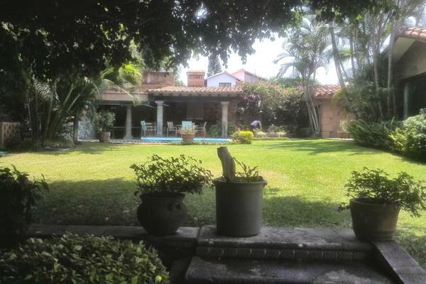Foto de casa en venta en  , vista hermosa, cuernavaca, morelos, 1946602 No. 01