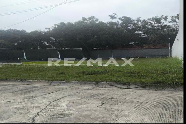 Foto de inmueble en ZACAMIXTLE, Col. Petrolera C.P. 89110, Tampico