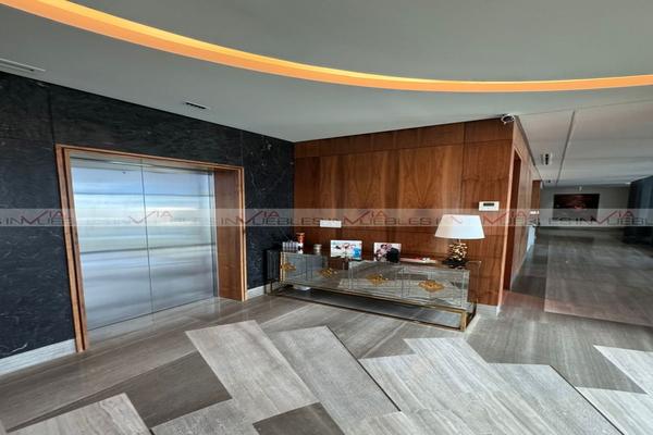Foto de inmueble en  , Col. Zona Santa Engracia C.P. 66263, San Pedro Garza García