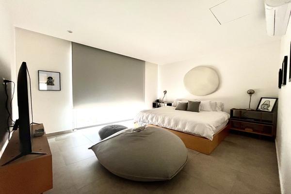 Foto de inmueble en  , Col. Zona Valle Poniente C.P. 66233, San Pedro Garza García