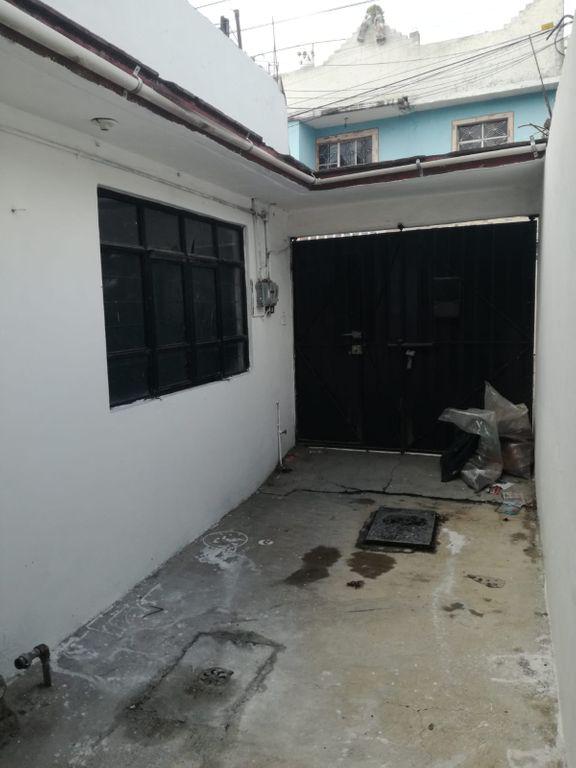 Foto de casa en venta en 5ta cerrada benito juarez manzana 78, lomas de zaragoza, iztapalapa, df / cdmx, 21750769 No. 01