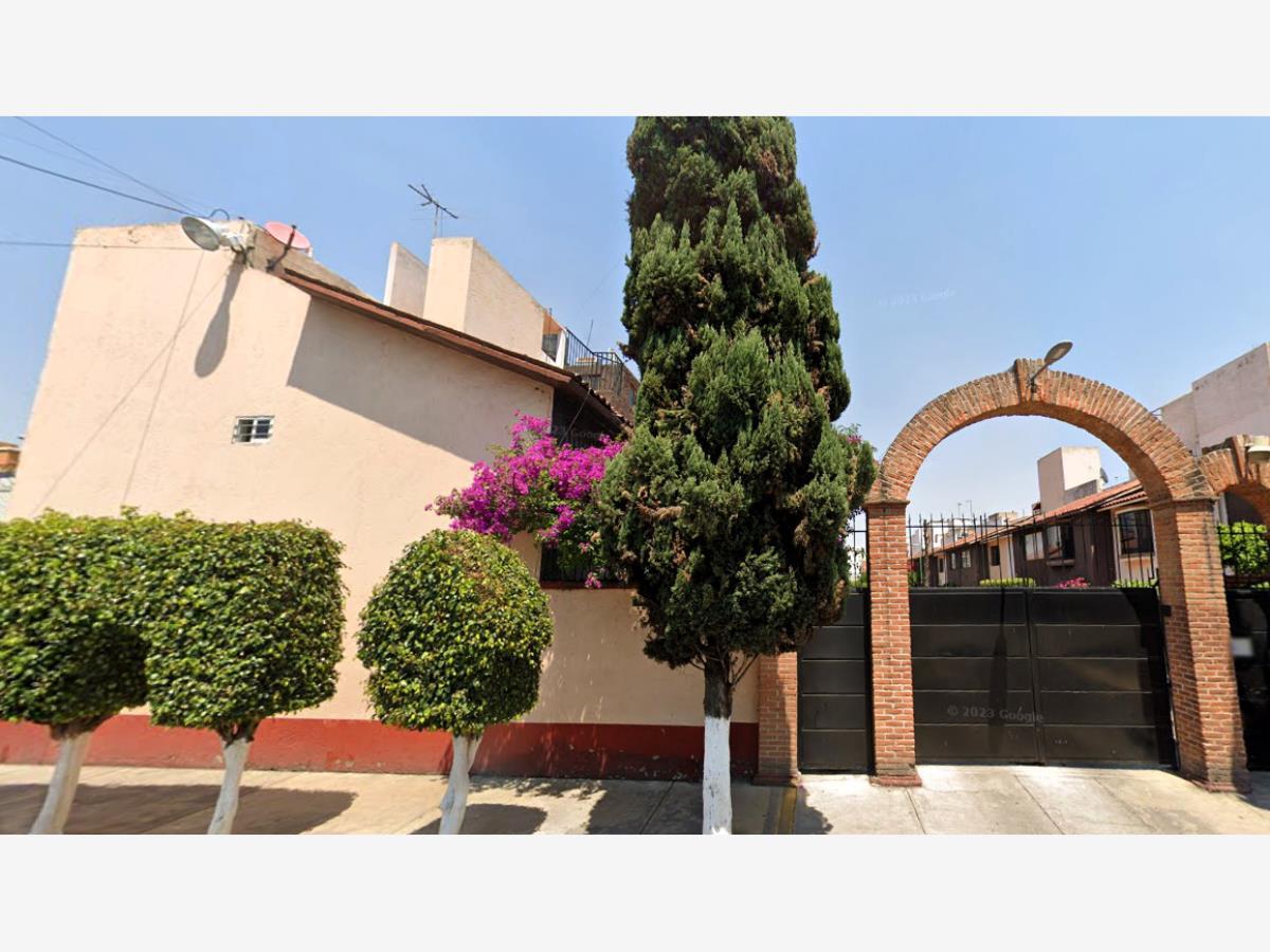 Foto de casa en venta en cine mexicano 12, lomas estrella, iztapalapa, df / cdmx, 0 No. 02